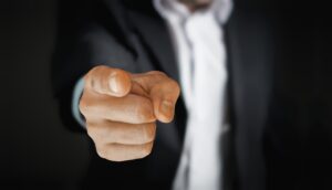労働施策総合推進法（パワハラ防止法）とは？ 企業が知るべき概要と具体例